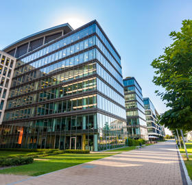 green building zelena gradnja DGNB BREEAM LEED